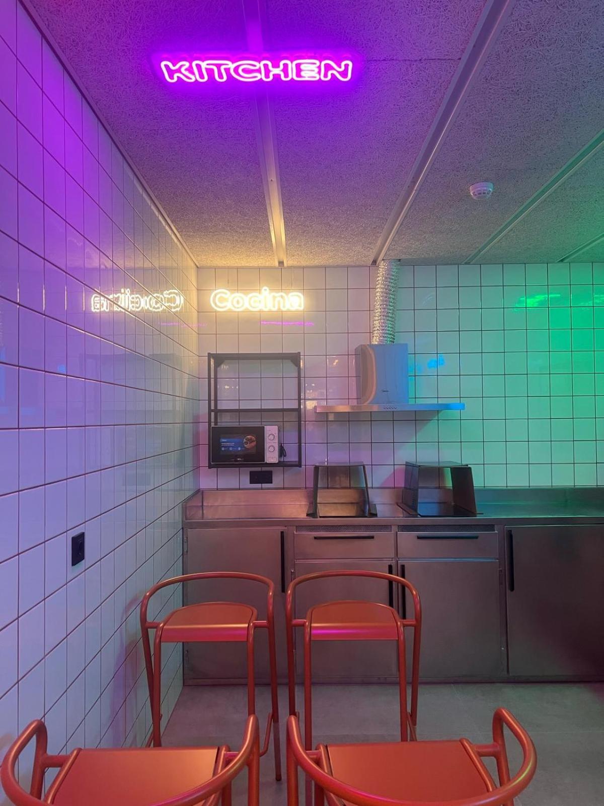 Lamia Bbk Women Hostel-Solo Mujeres Bilbao Eksteriør billede